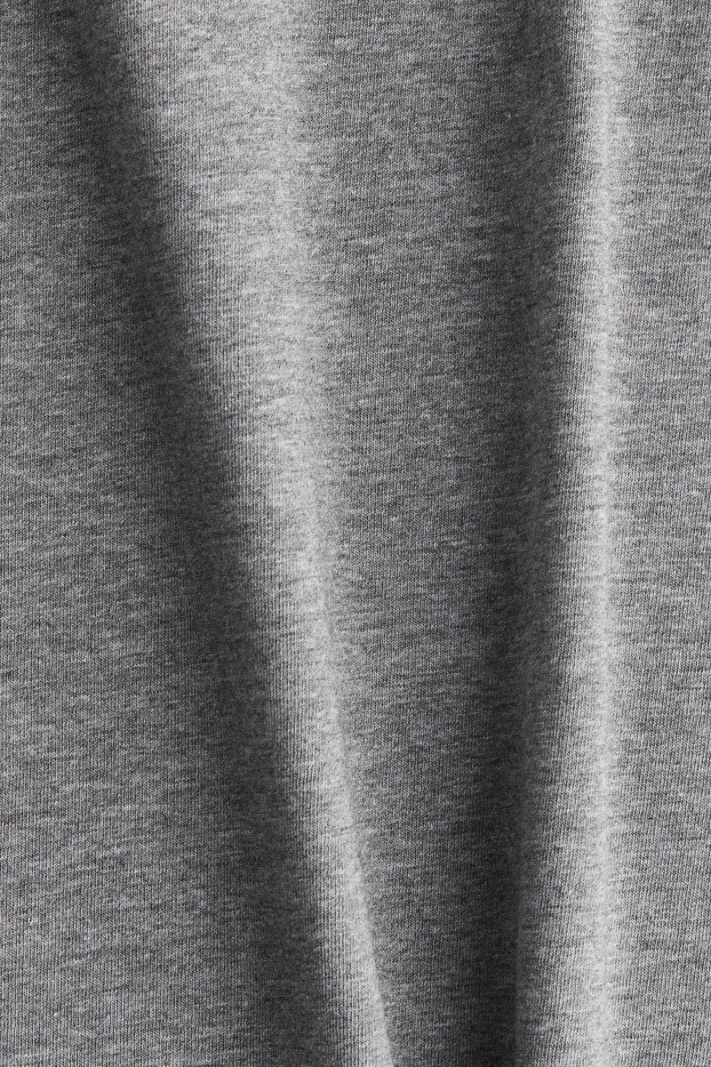 اتش اند ام تي شيرت واسع