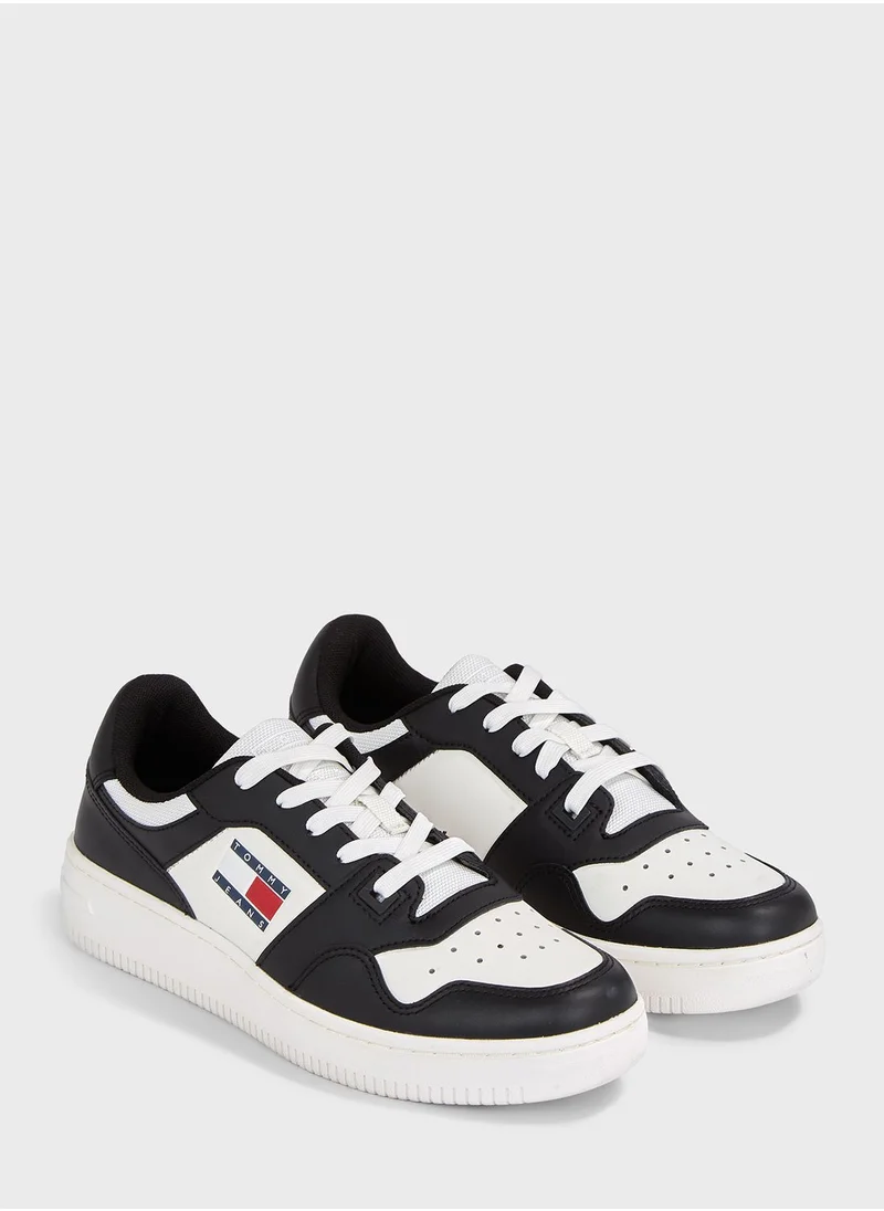 TOMMY JEANS Lace Up Low Top Sneakers