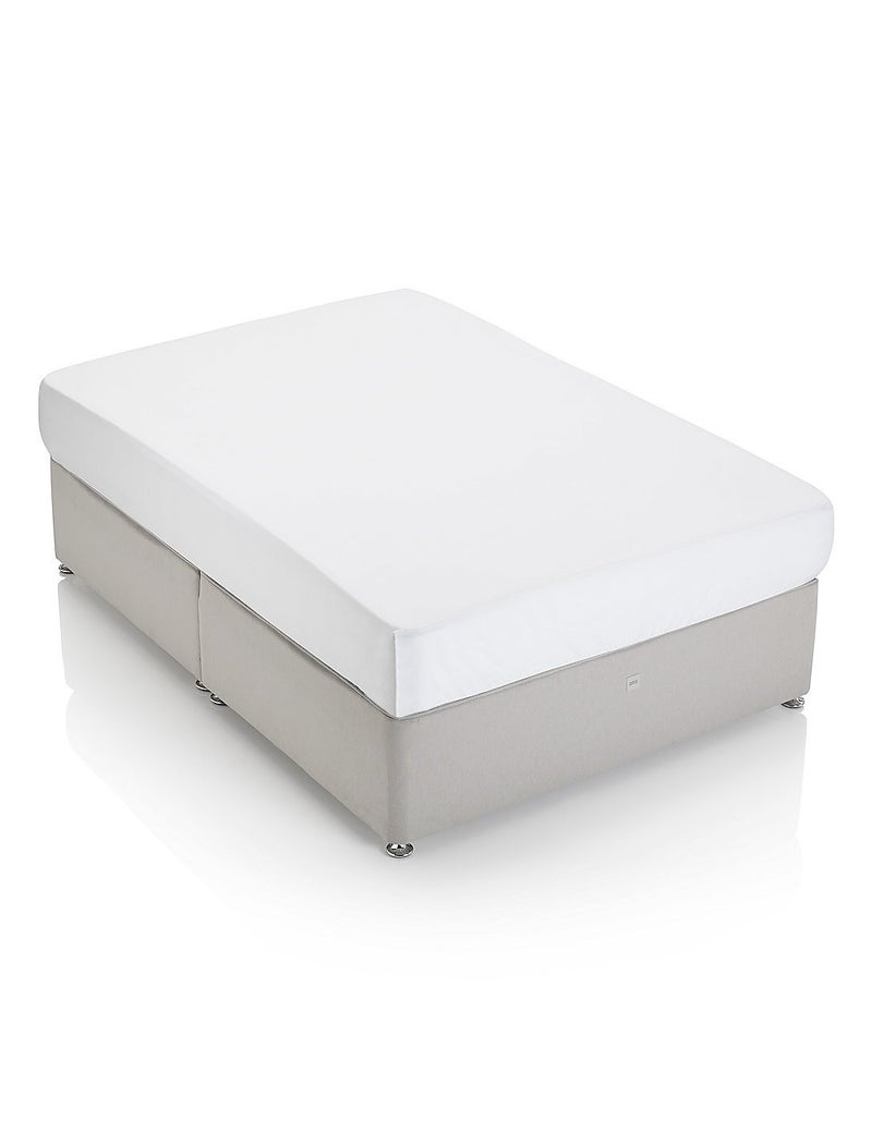 BedDecor Cal-King 500TC Super Soft Fitted Sheet ONE PCs 100% Egyptian Cotton 24 INCHES DEEP Pocket White Solid - Image 1