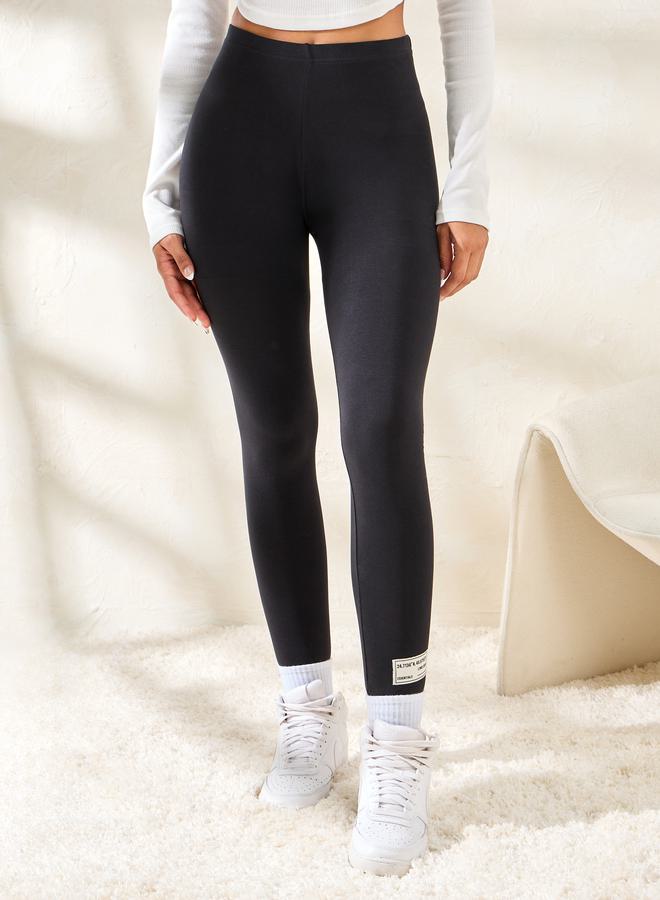 Styli Badge Detail Cotton Ankle Length Leggings  - Image 1