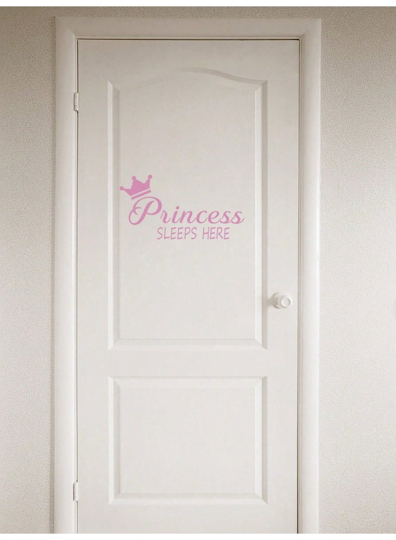 ملصق جداري لغرفة النوم بتصميم Princess Sleeps Here مقاس L – ستيكر فينيل ديكور باب وغرف الأطفال بتصميم أميرة أنيق - Image 1