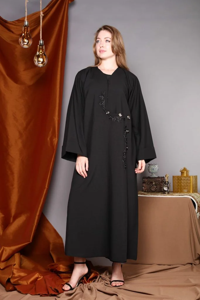 Moistreet Embroidered Button Detailed  Abaya