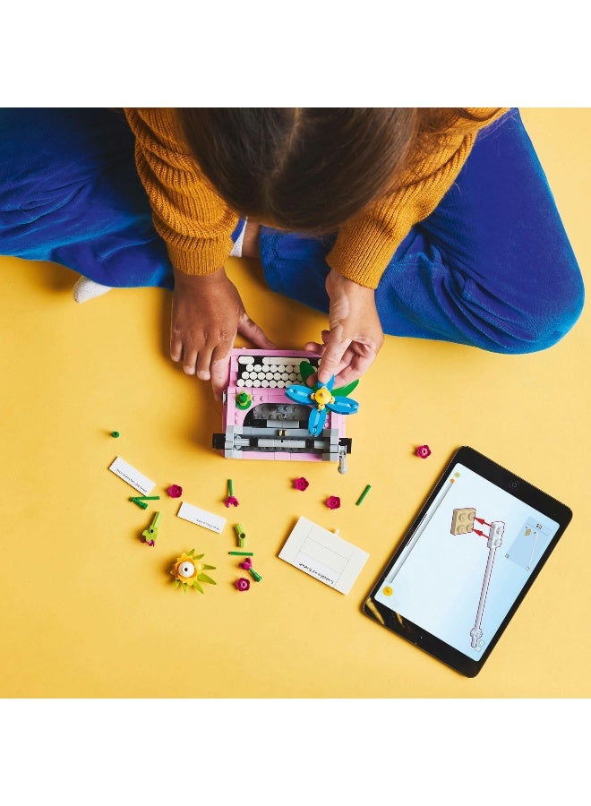 LEGO Creator 3in1 Typewriter with Flowers 31169 Building Set (363 Pieces) - Image 4