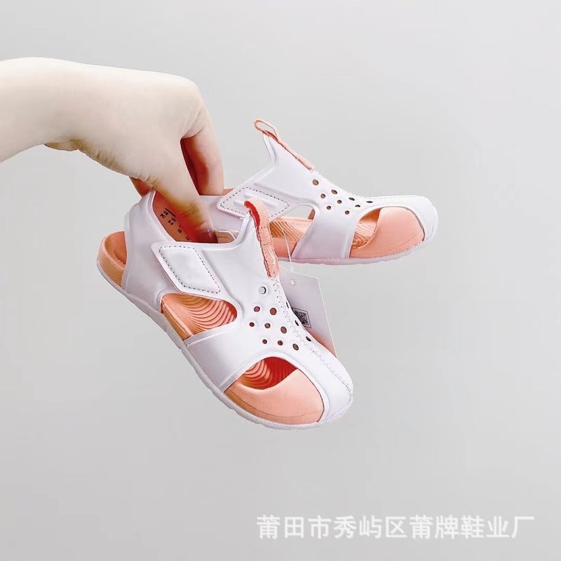Children'S Shoes Factory Aircraft Children'S Sandals Closed Toe Foot Protection Sandals Boys And Girls Baby Beach Shoes Velcro Hole Shoes - Image 1