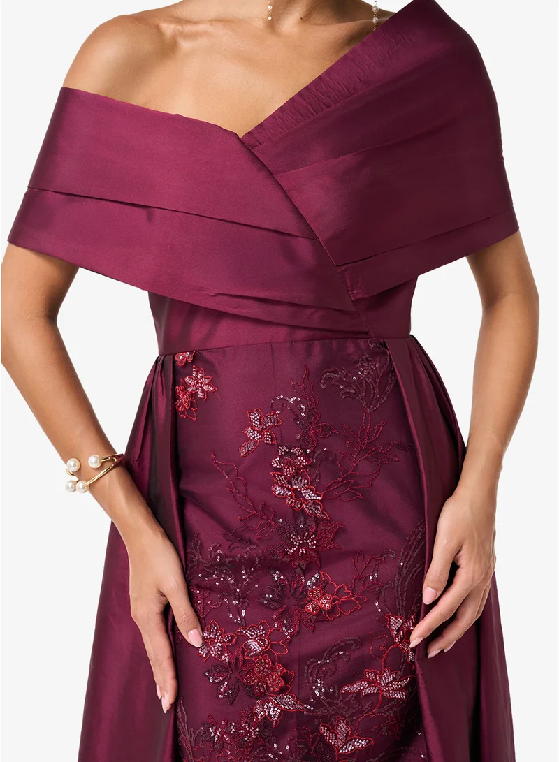 Threadz by Ajooni  Shimmer One Shoulder Maxi Dress for Women | Best Price UAE
