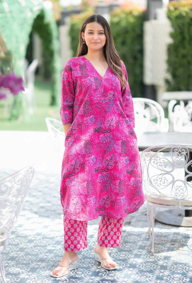 Zeresouq Pink Kantha Cotton In Apple Cut Kurta & Pant Set