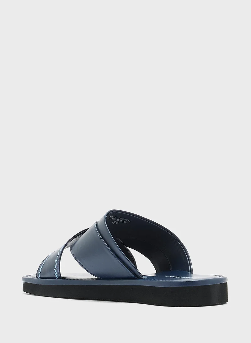 Robert Wood Embroidered Traditional Arabic Sandals