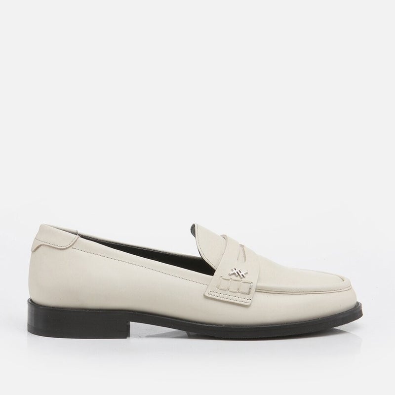 Hotiç 01AYH275820A400 Genuine Leather Bone Women's Loafer  - Image 1
