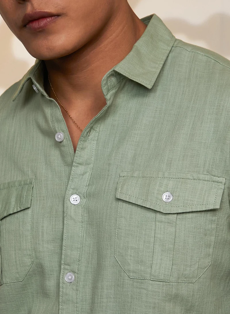 Campus Sutra Men's Olive Green Solid Utility Shirt