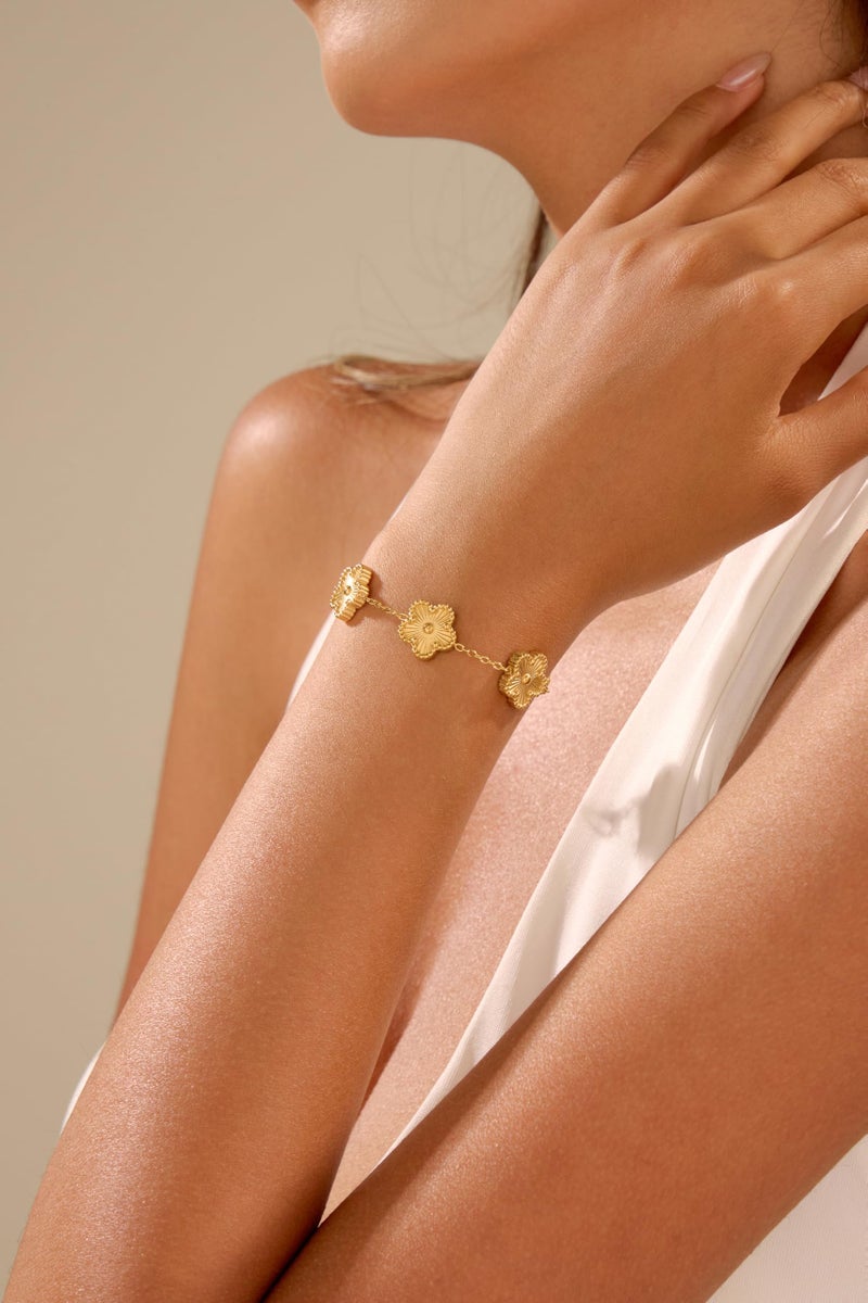 FUNIO Van Cleef Clover Bracelet for Women 18K Gold Plated Four Leaf Flower Lucky 4 Leaf Link Bracelet Jewelry Gift for Women (Gold) - Image 4
