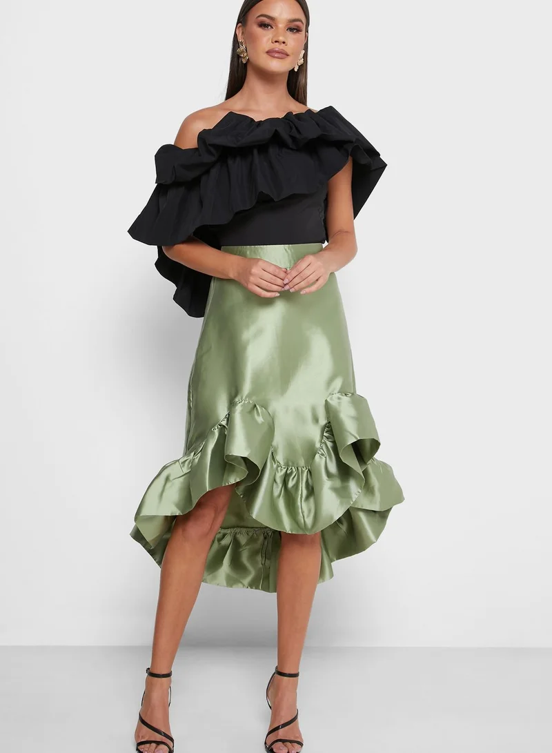 the no name style Ruffle Detail Mini Skirt
