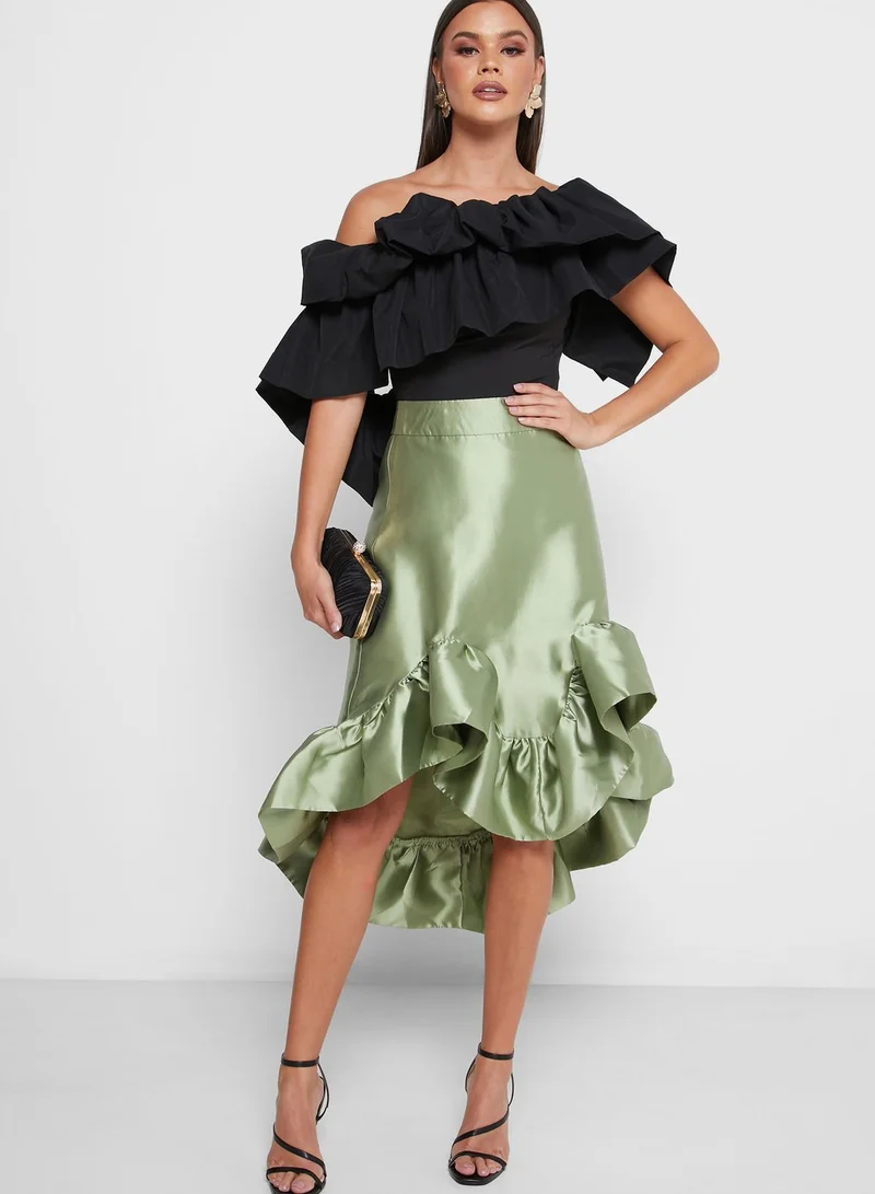 the no name style Ruffle Detail Mini Skirt