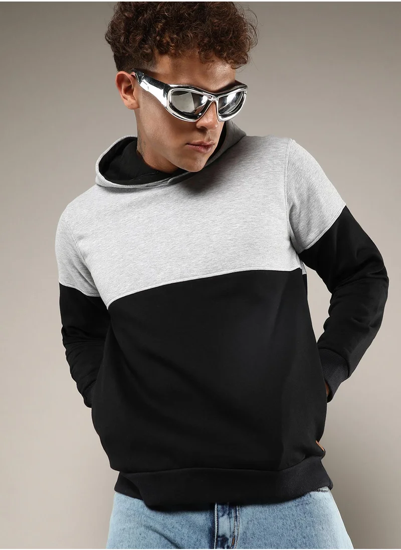 Campus Sutra Men's Black & Grey Pullover Hoodie With Ribbed Hem