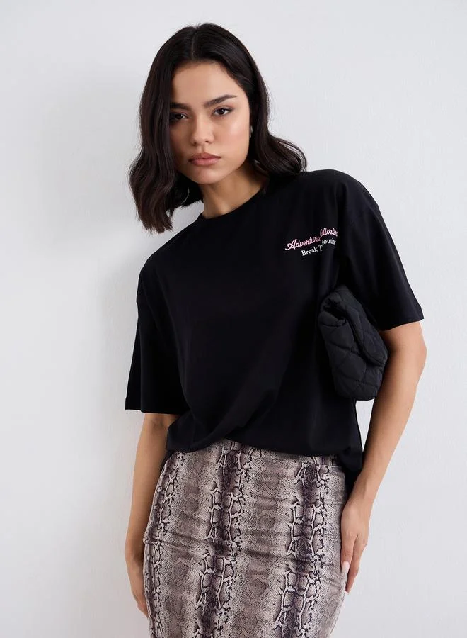 Styli Styli Embroidered Slogan Oversized T-Shirt