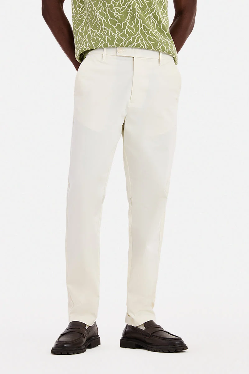 Off White Solid Slim Fit Chinos