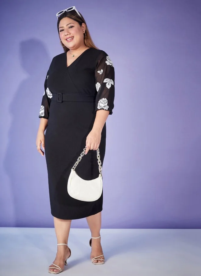 SASSAFRAS Curve Plus Size Black V-Neck Sheath Midi Dress for Women
