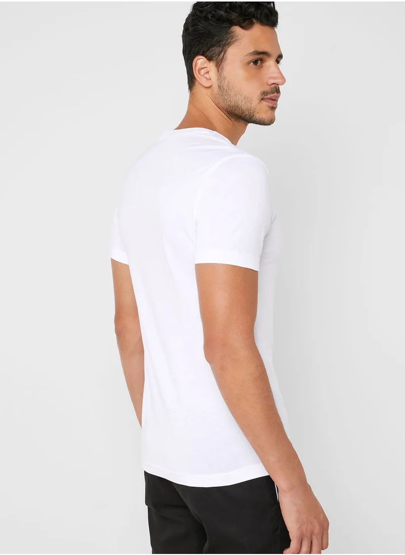 Calvin Klein Jeans Essential Crew Neck T-Shirt