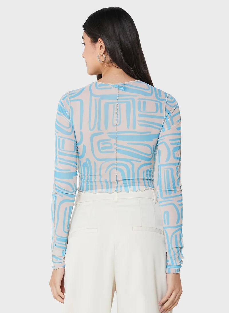 MONKI Round Neck Printed Crop Top