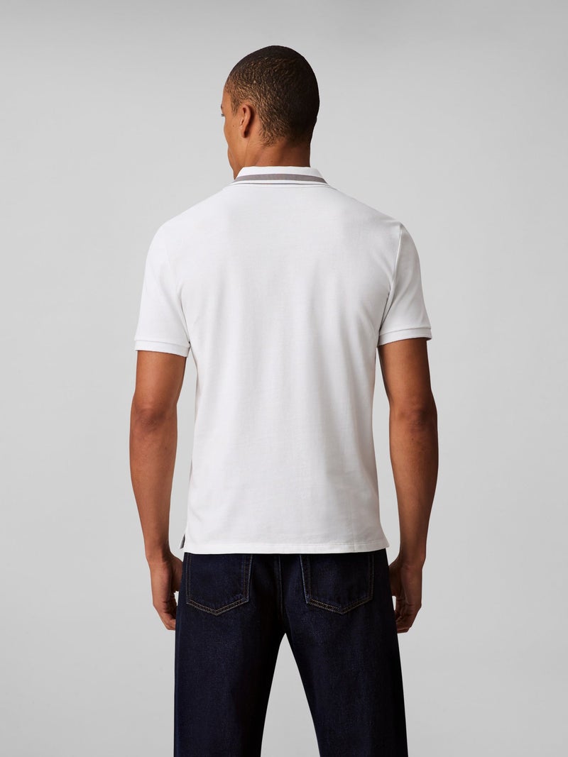 كالفن كلاين جينز بولوشيرت كلاسيك بشعار - Image 2