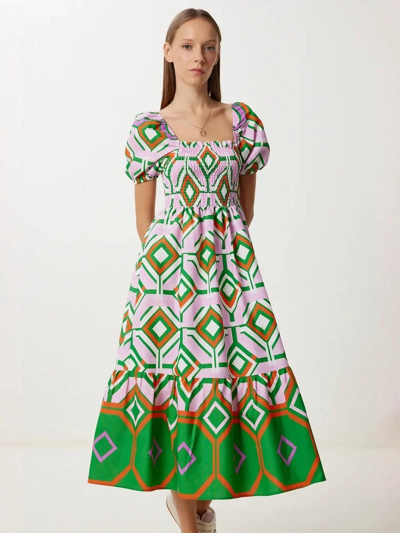 السعادة في إسطنبول ISTANBUL Batik Print Midi Dress with Ruffle Detail