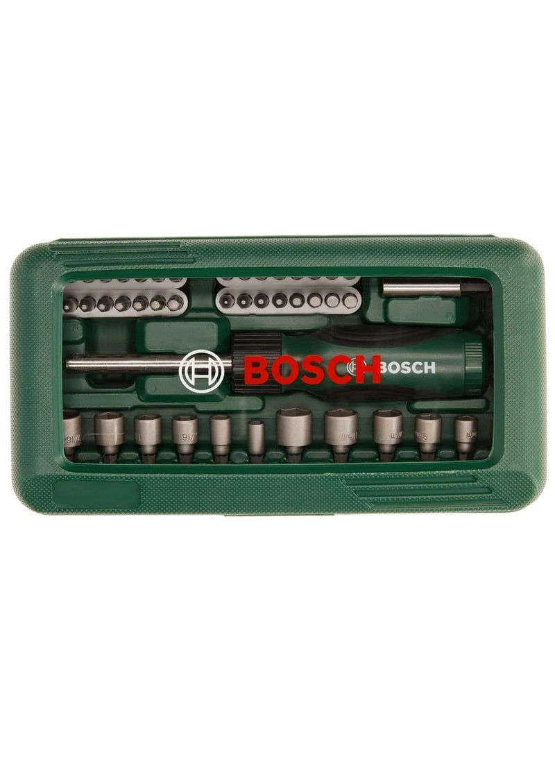 بوش طقم Bosch من 46 قطعة لقم ومفكات مع مفك راتشيت وحامل لقم مغناطيسي ولقم سوكيت مع حقيبة تخزين – 2607019504 - Image 1
