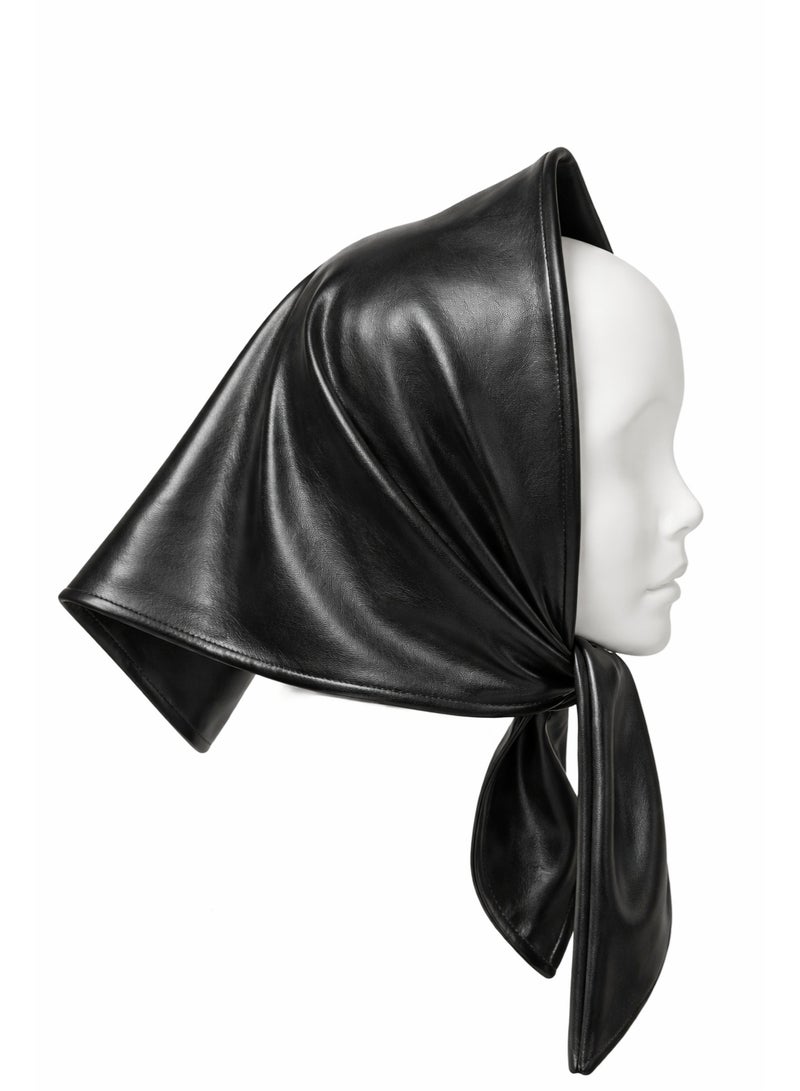 Distinctive black leather scarf with Lycra lining
