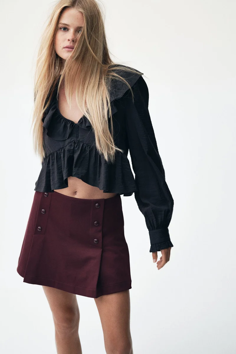 اتش اند ام بلوزة بتصميم مكشكش