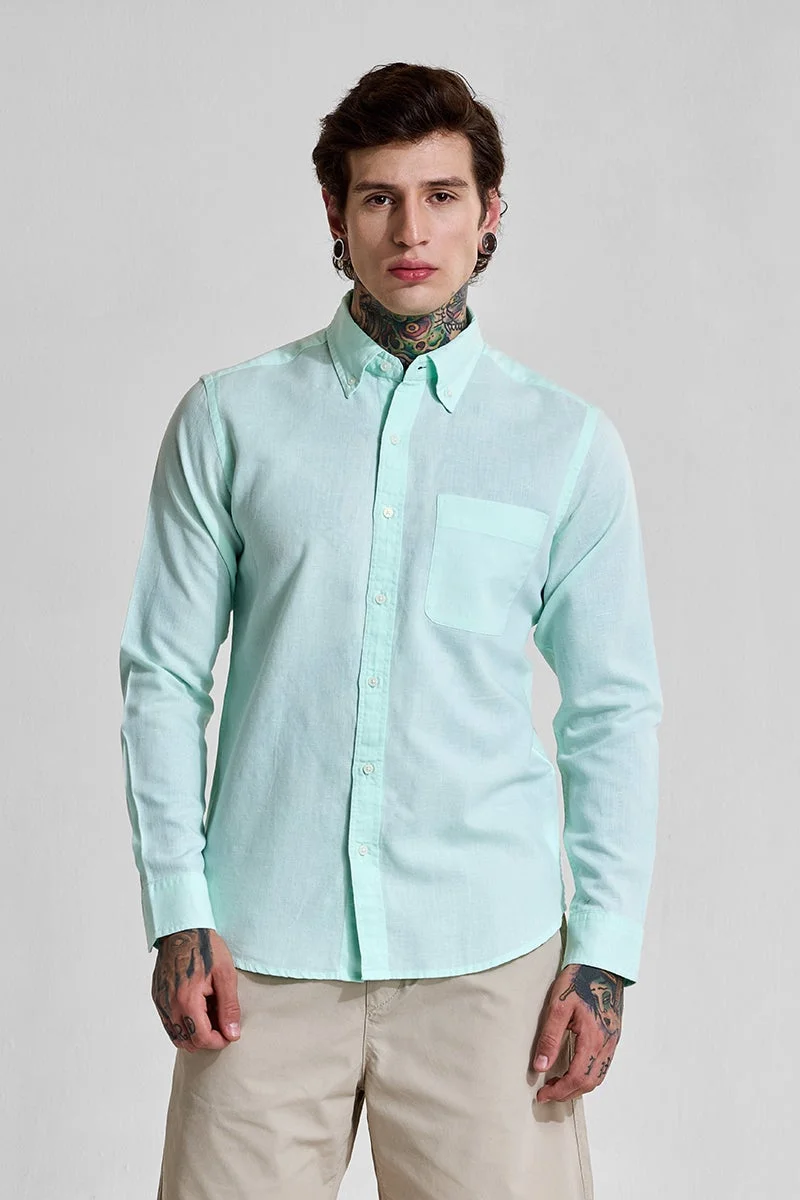 سنيتش قميص كتان بقصة ضيقة باللون النعناعي