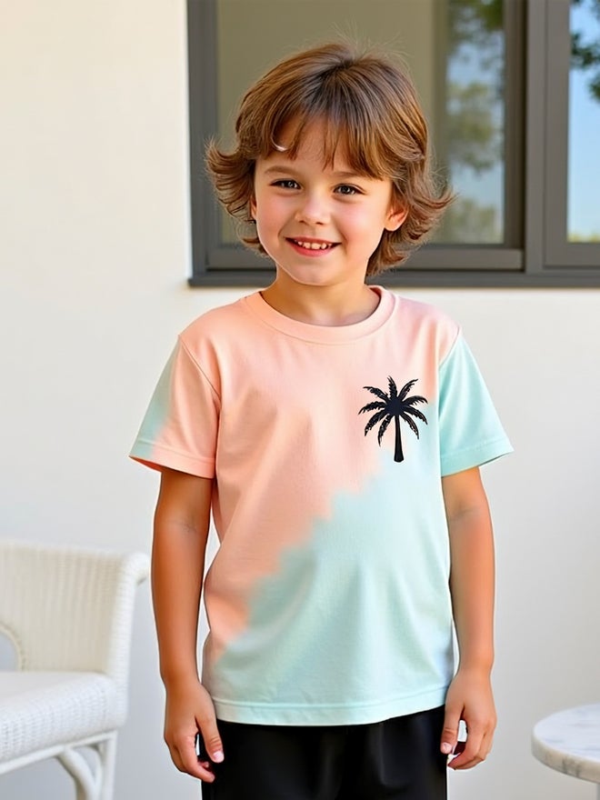 تايك تو طقم تي شيرت وشورت بطبعة أشجار نخيل ملونة من تيك تو كيدز قطعتين - Image 5