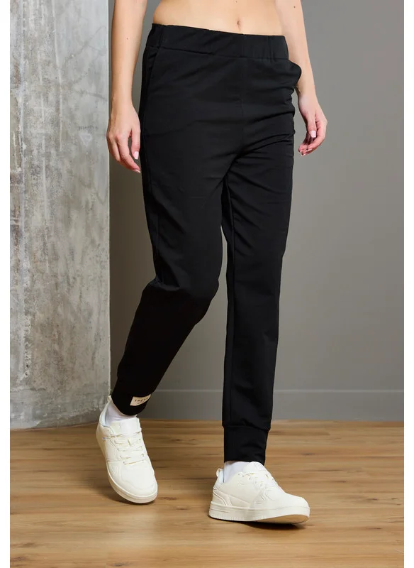 Thouq Tapered Hem Contrast Label Joggers