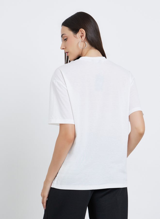 ستايلي تيشيرت نسائي أبيض مطبوع عليه  مقاس كبير - Image 5