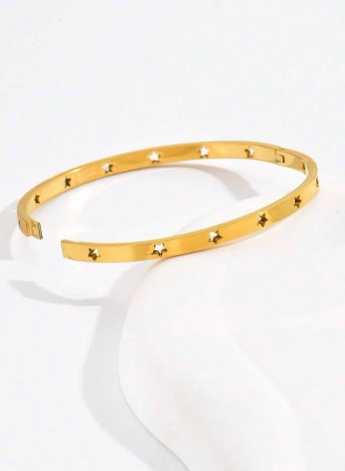 sixtyfour Elegant Gold Plated Bracelet For Women - Image 2