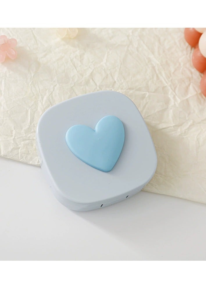 علب العدسات اللاصقة بتصميم قلب ثلاثي الأبعاد، مجموعة علب سفر باللون الماكرون مع مرآة وزجاجة وملقط - Image 1