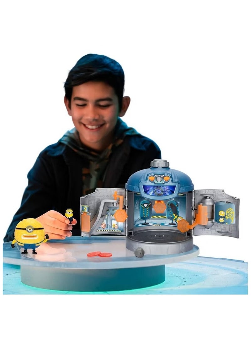 Minions - Despicable Me 4 Mega Minions Transformation Chamber Playset - Image 1