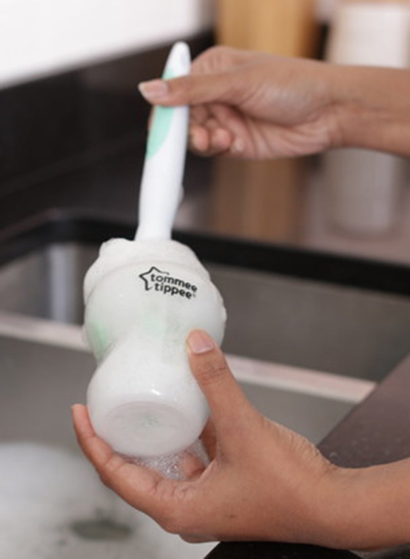 tommee tippee Bottle and Teat Brush – Green Baby Bottle Cleaner with Dual Head & Durable Bristles – Feeding Accessories for Milk Bottles & Teats – Unisex Baby Essentials - Image 5