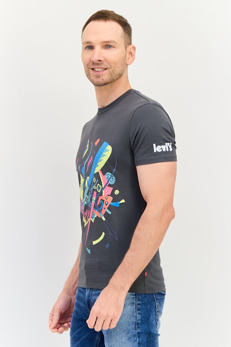 Levi's تي شيرت رجالي بأكمام قصيرة وياقة دائرية، مطبوع برسومات، متعدد الألوان - Image 2