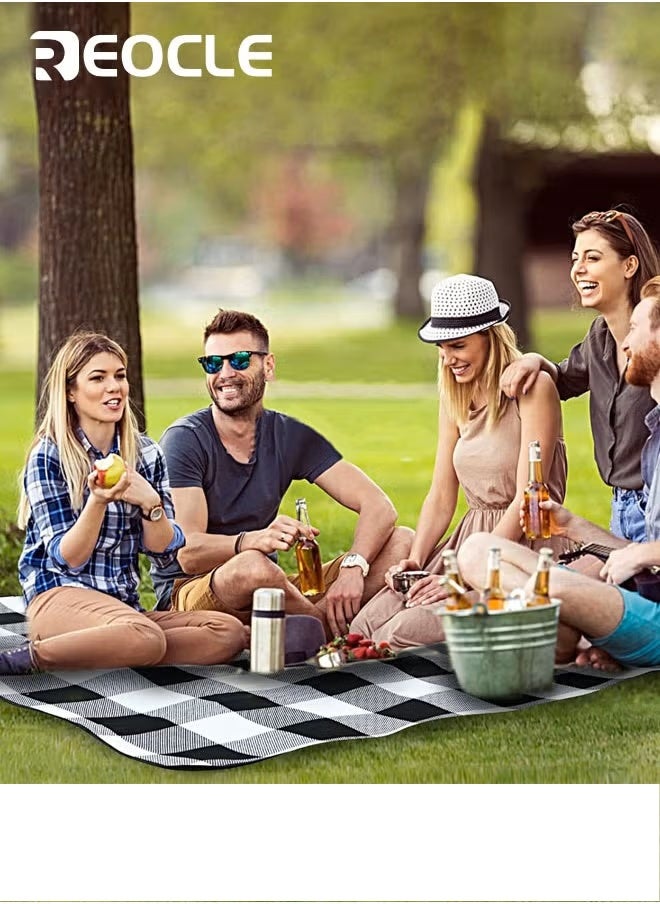 REOCLE Plaid Picnic Blanket 200 * 200cm Extra Large Waterproof and Foldable 3-Layer Outdoor Blanket for 6 to 8 Adults for Camping Park Beach Grass Indoors - Image 5