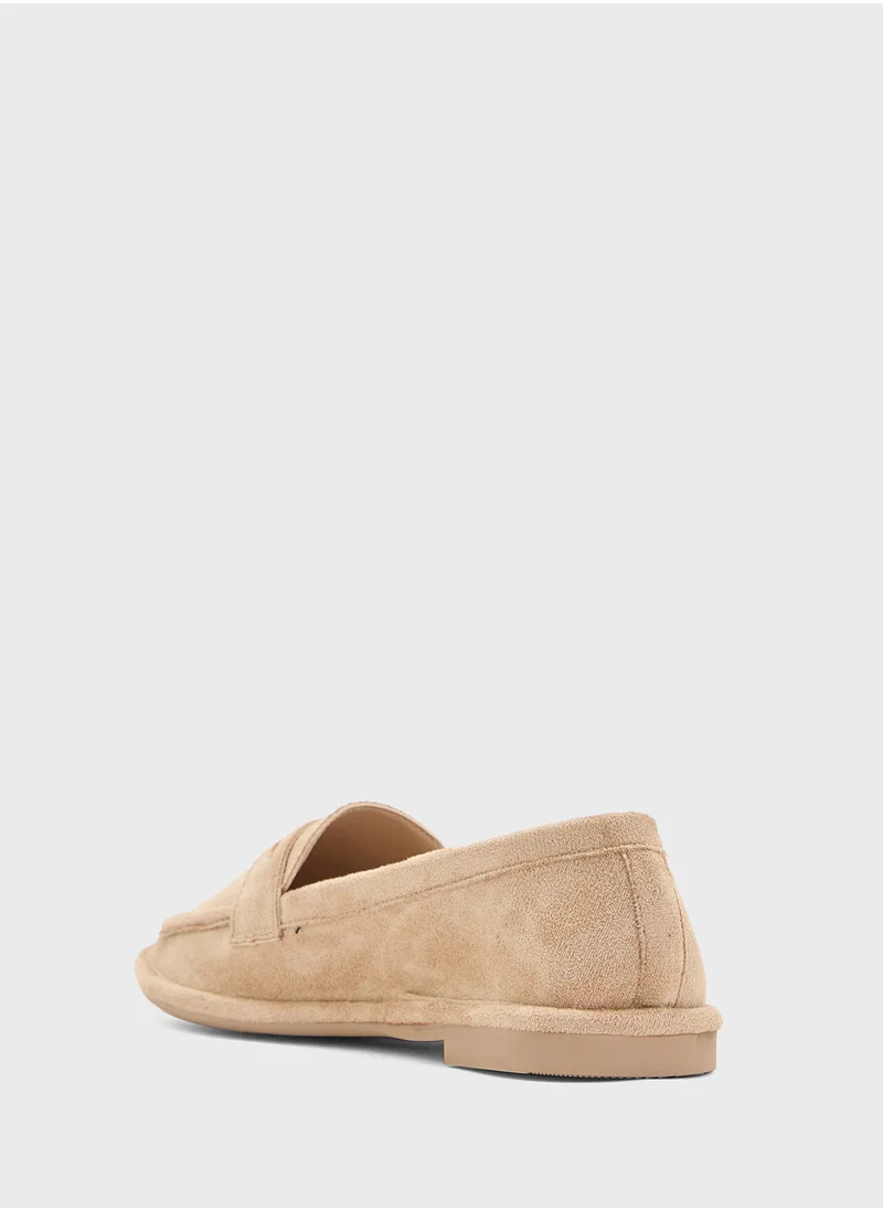 ذا براون Ladies Penny Loafer