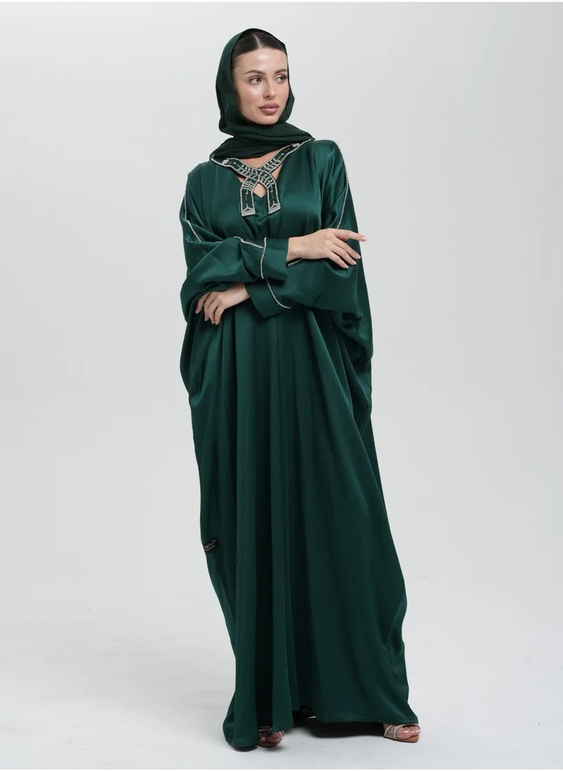 Meem by Mariyah Closed Embellished kaftaan