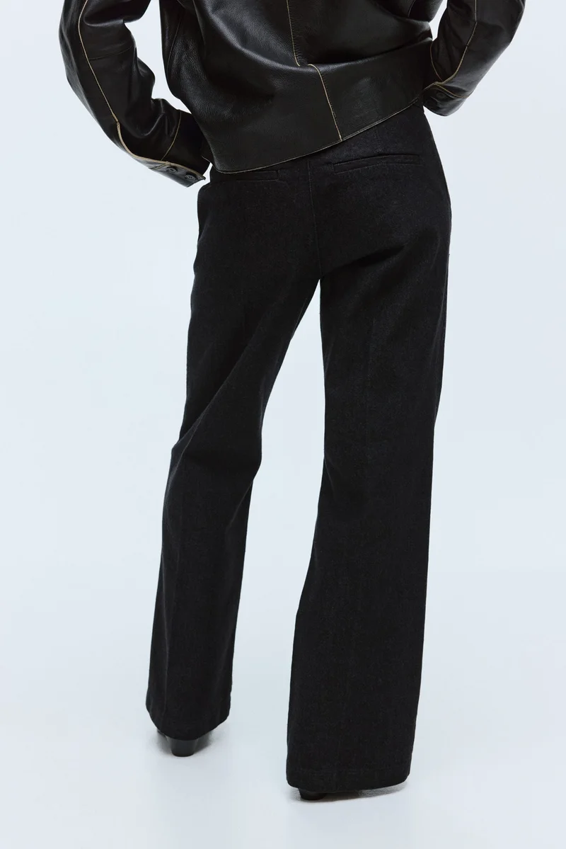 اتش اند ام جينز بقصة حافة واسعة وخصر عالي