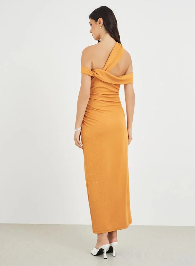 Styli Styli Solid Asymmetric Neckline Bodycon Maxi Dress