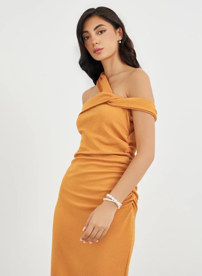 Styli Styli Solid Asymmetric Neckline Bodycon Maxi Dress