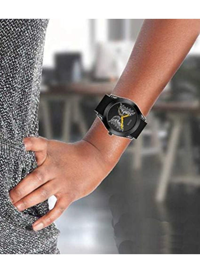 جس ساعة جيس النسائية التناظرية كوارتز بسوار سيليكون W0023L10 - Image 4