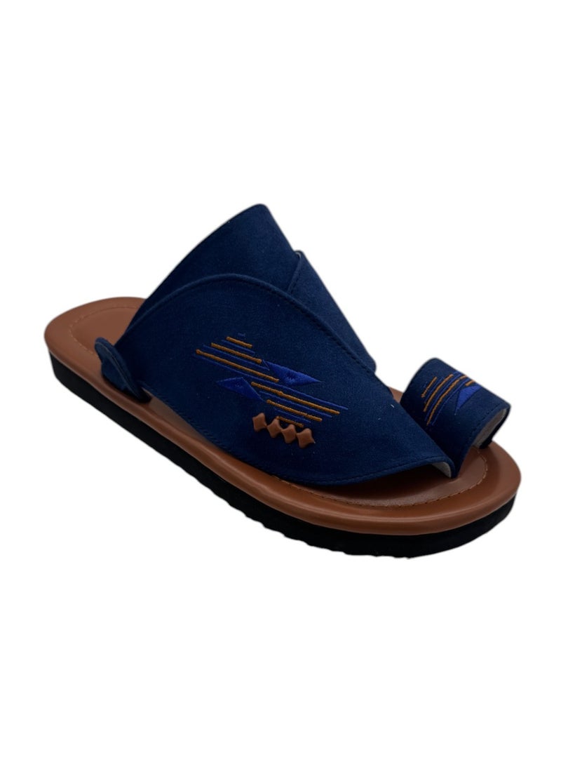 AL Fanoos Classic Arabic Slippers  - Image 1