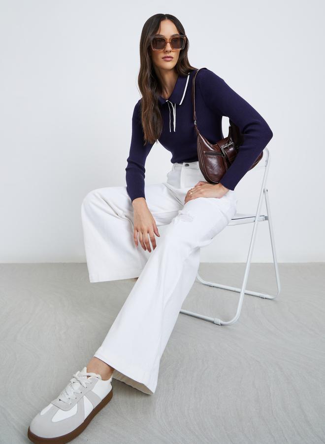 ستايلي جينز واسع الساق بخصر مرتفع مع تخفيف خفيف - Image 1