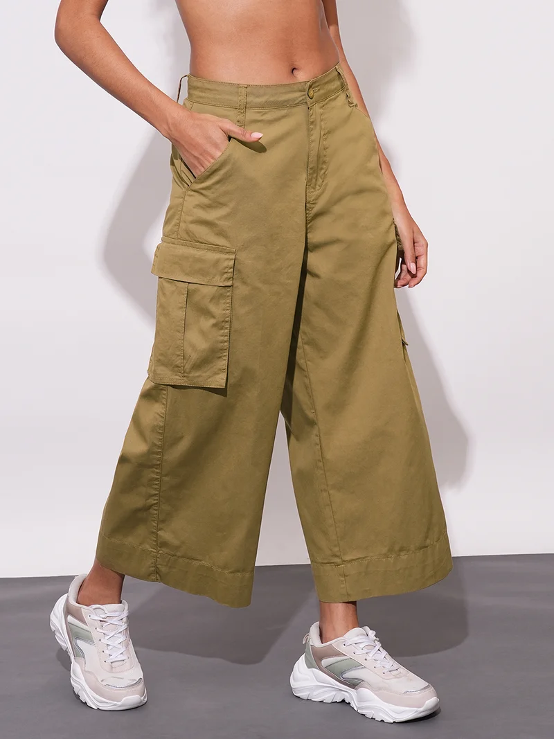 globus Women Dark Khaki Cotton Mid-Rise Cargo Style Wide Leg Trousers