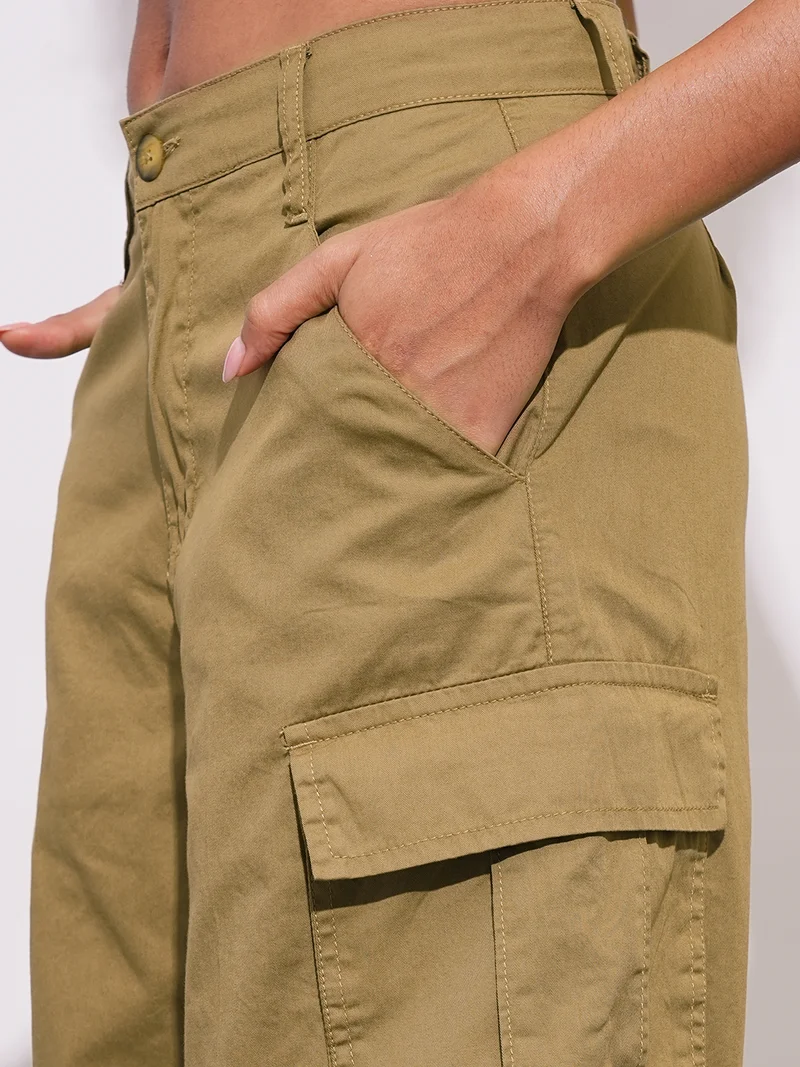 globus Women Dark Khaki Cotton Mid-Rise Cargo Style Wide Leg Trousers