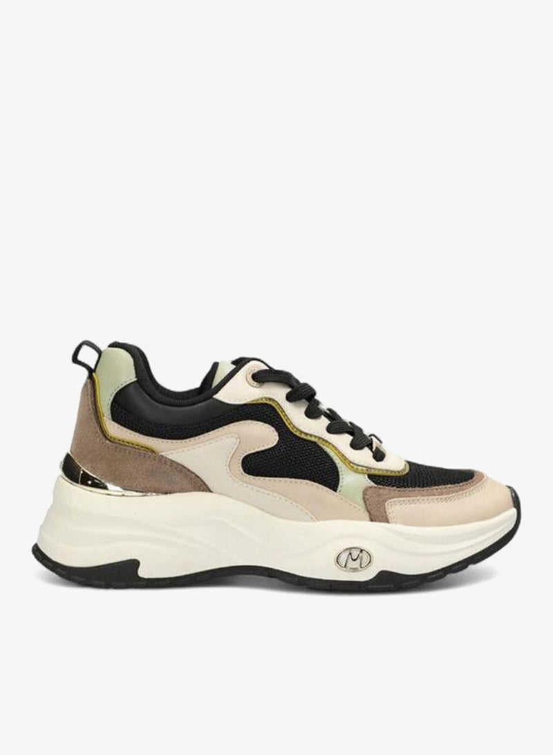 مكس أحذية رياضية بأربطة ملونة