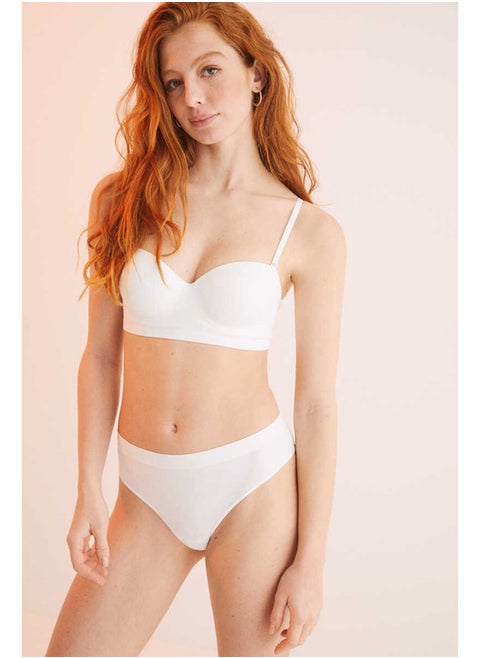 Seamless strapless bra