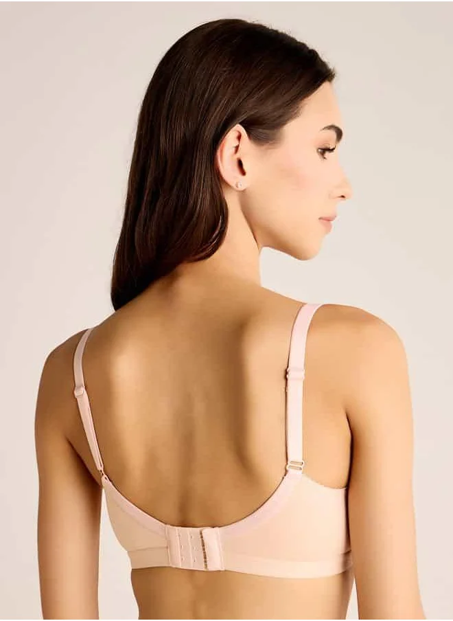 FAV Adjustable Strap Bra with Hook and Eye Closure